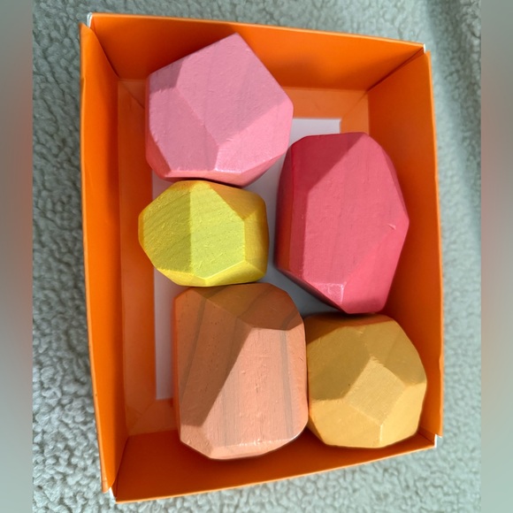 Lovevery Solid Wood Stacking Boulders The Free Spirit Play Kit Blocks Montessori - Picture 1 of 1
